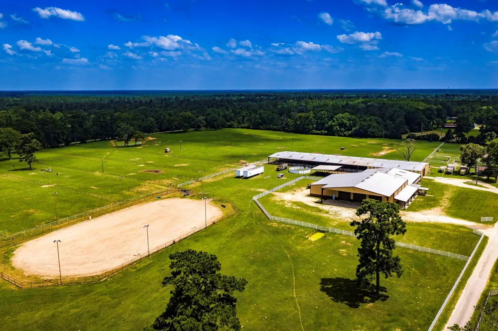 838 State Highway 150 New Waverly, TX 77358