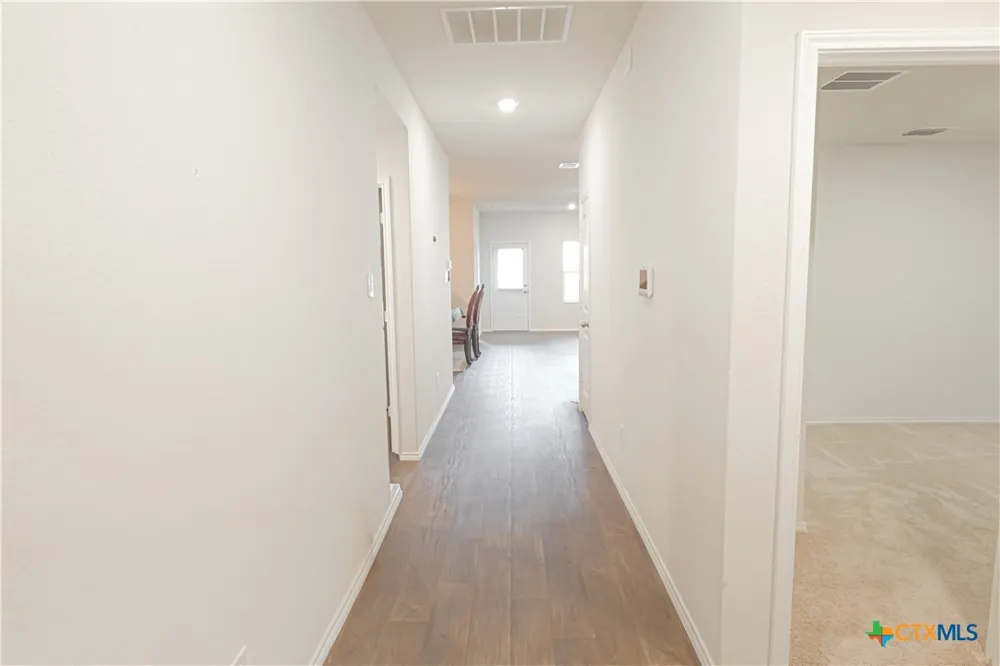 348 Desert Willow Seguin, TX 78155