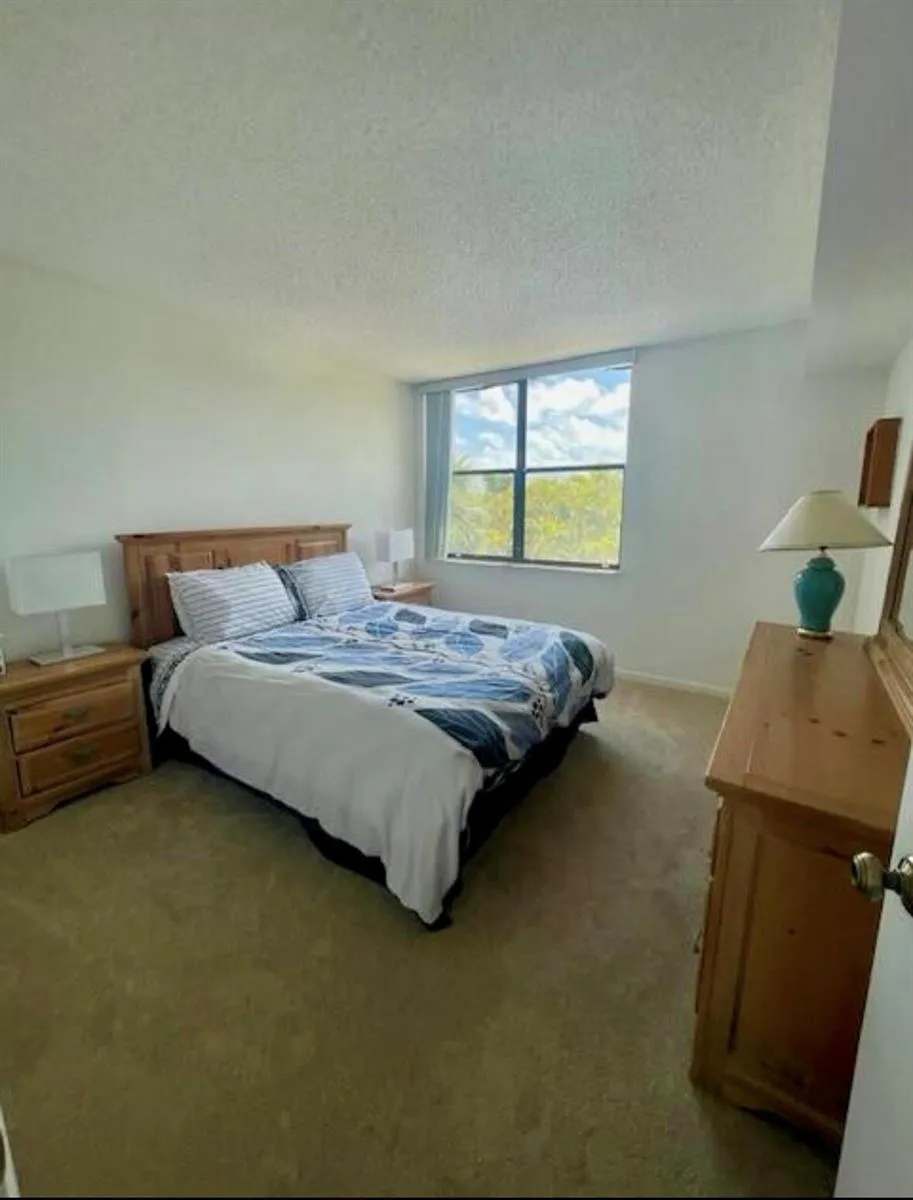 600 Egret Circle #7305 Delray Beach, FL 33444