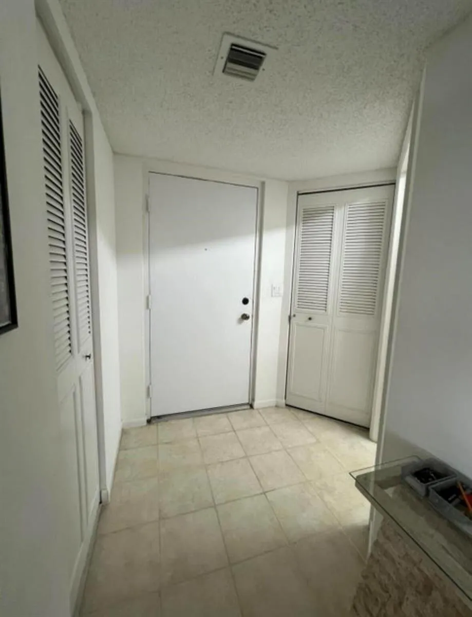600 Egret Circle #7305 Delray Beach, FL 33444