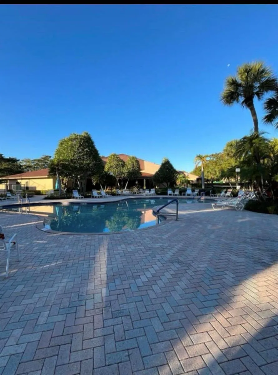 600 Egret Circle #7305 Delray Beach, FL 33444