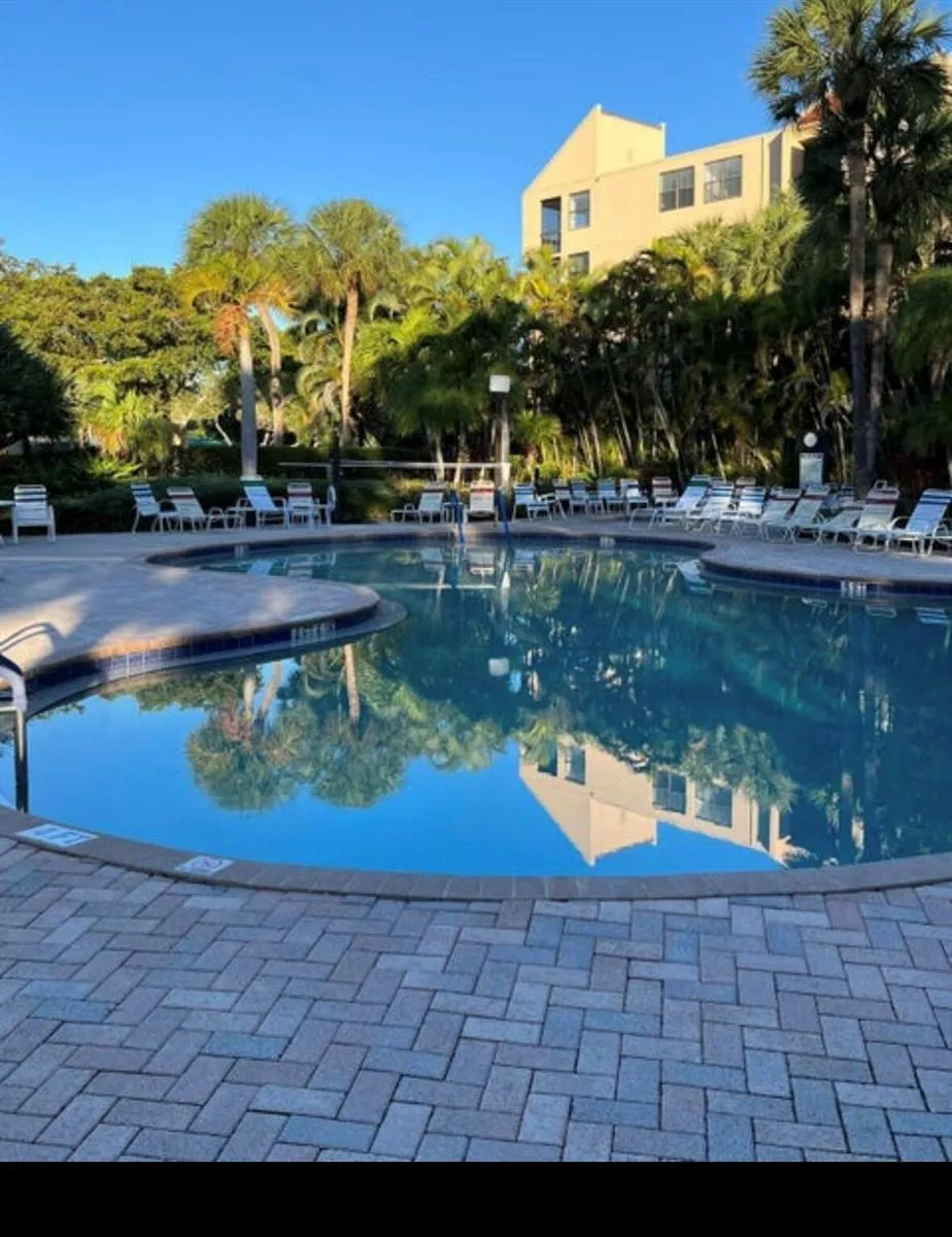 600 Egret Circle #7305 Delray Beach, FL 33444