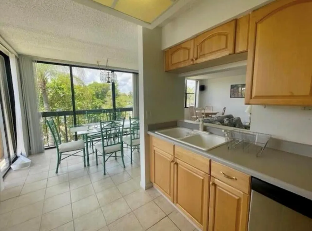 600 Egret Circle #7305 Delray Beach, FL 33444