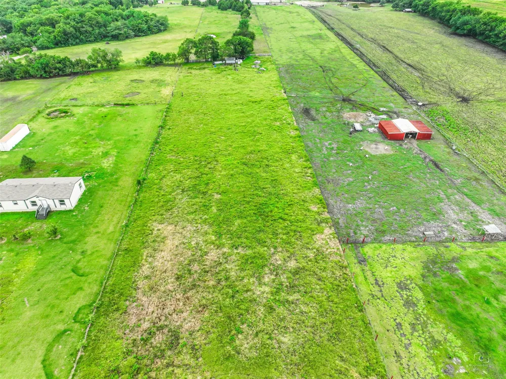 8300 FM 697 Whitewright, TX 75491
