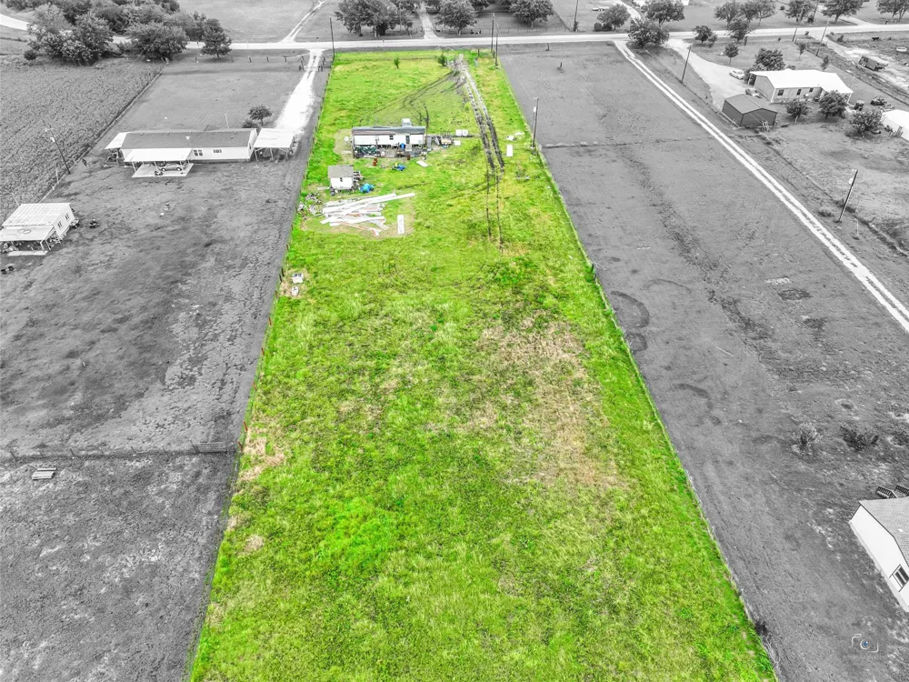 8300 FM 697 Whitewright, TX 75491