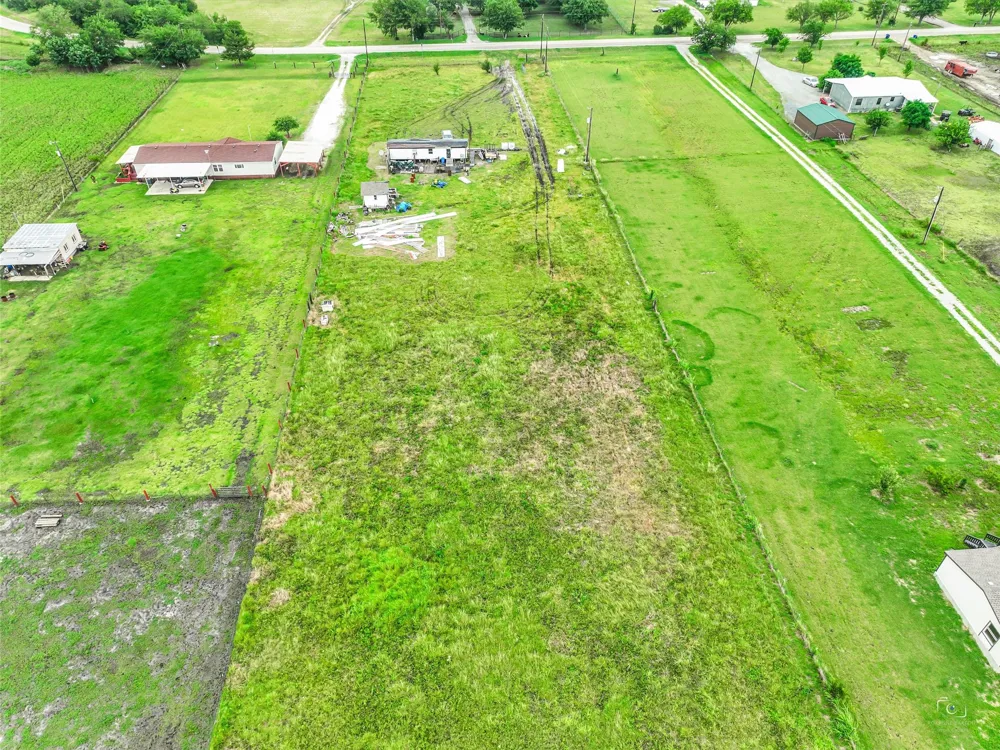 8300 FM 697 Whitewright, TX 75491