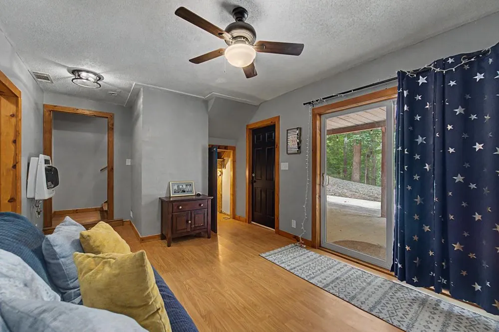 Cedar Creek Farm Rd Tuckasegee, NC 28783
