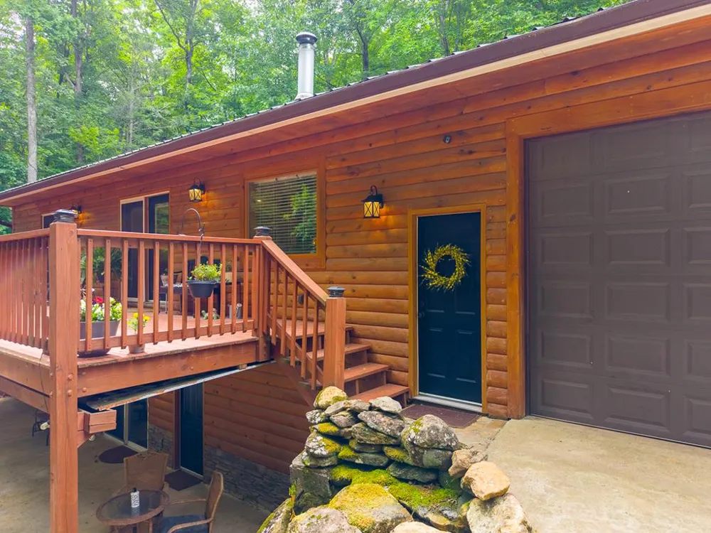 Cedar Creek Farm Rd Tuckasegee, NC 28783
