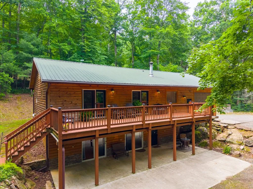 Cedar Creek Farm Rd Tuckasegee, NC 28783