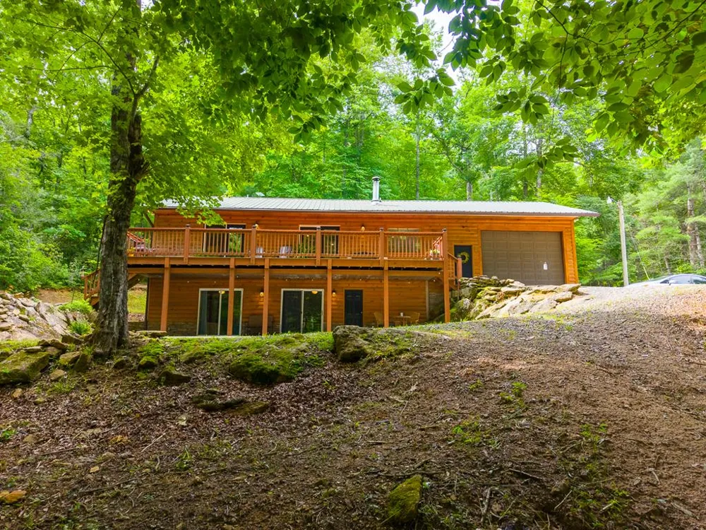 Cedar Creek Farm Rd Tuckasegee, NC 28783