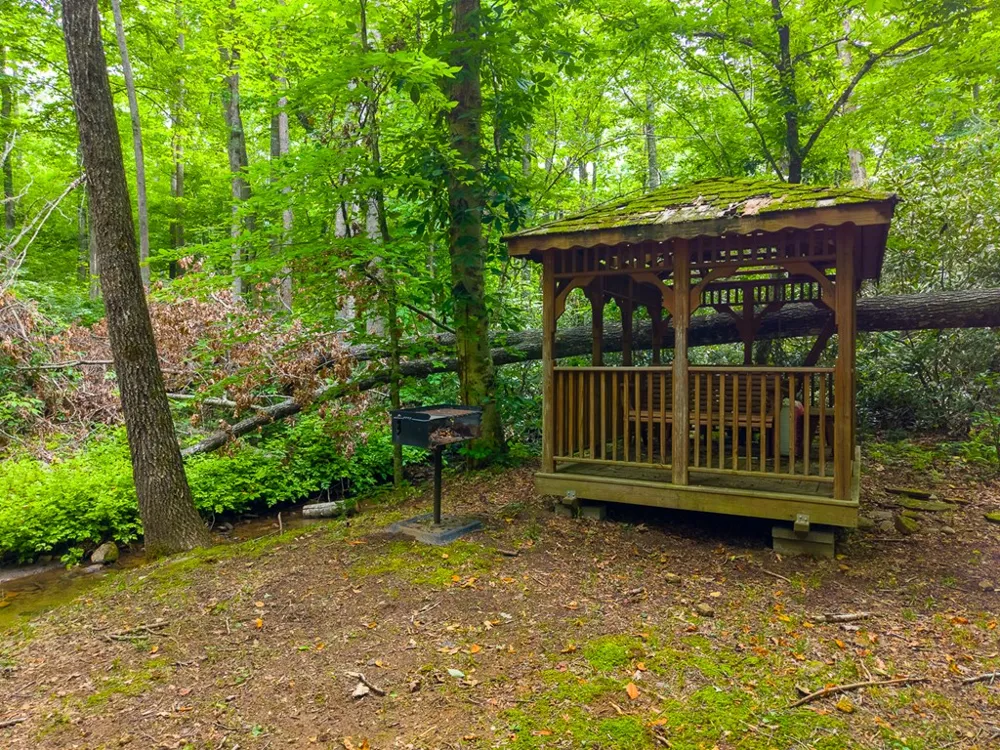 Cedar Creek Farm Rd Tuckasegee, NC 28783