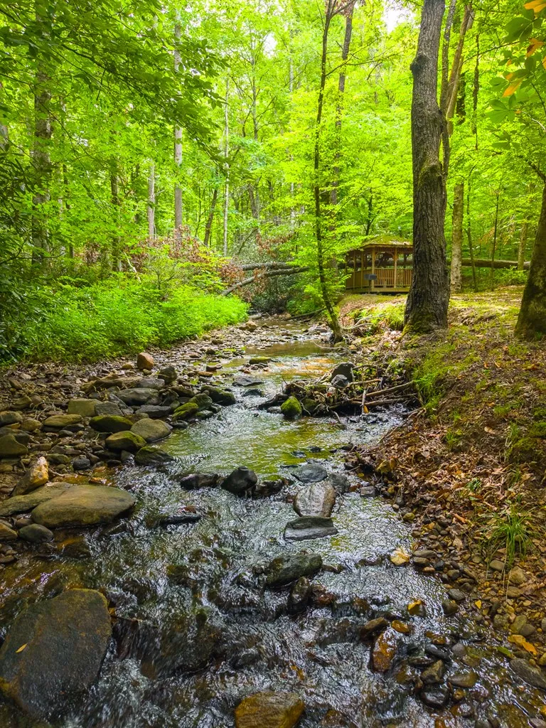 Cedar Creek Farm Rd Tuckasegee, NC 28783
