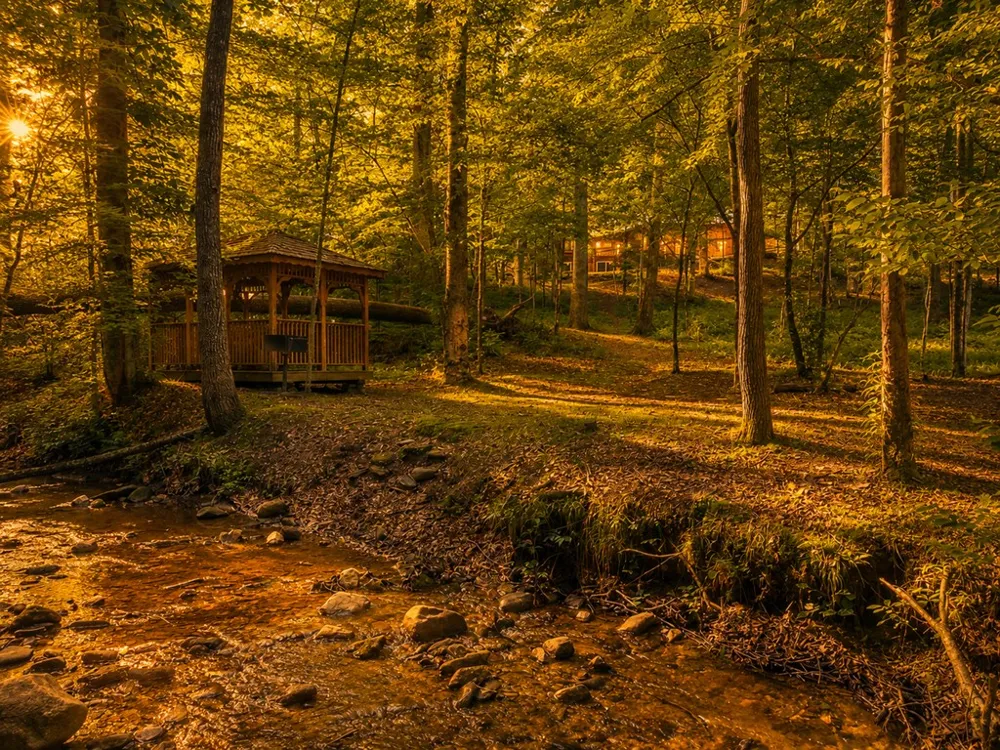 Cedar Creek Farm Rd Tuckasegee, NC 28783