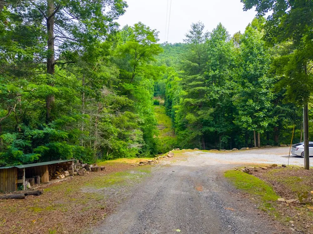 Cedar Creek Farm Rd Tuckasegee, NC 28783