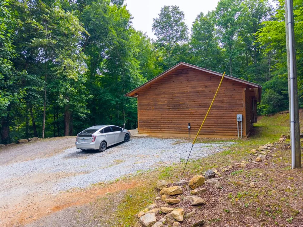 Cedar Creek Farm Rd Tuckasegee, NC 28783