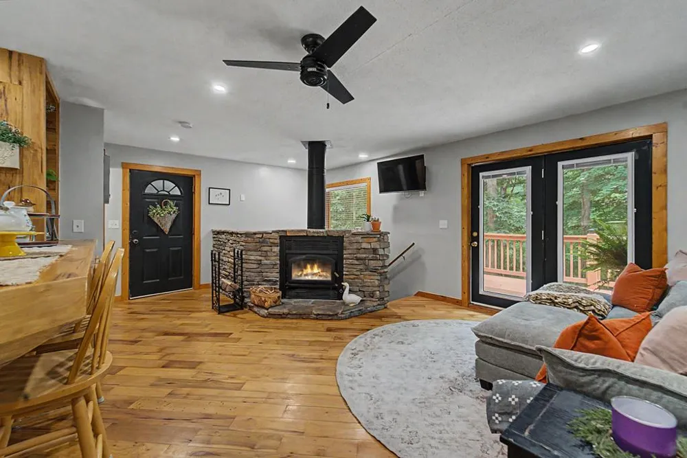 Cedar Creek Farm Rd Tuckasegee, NC 28783