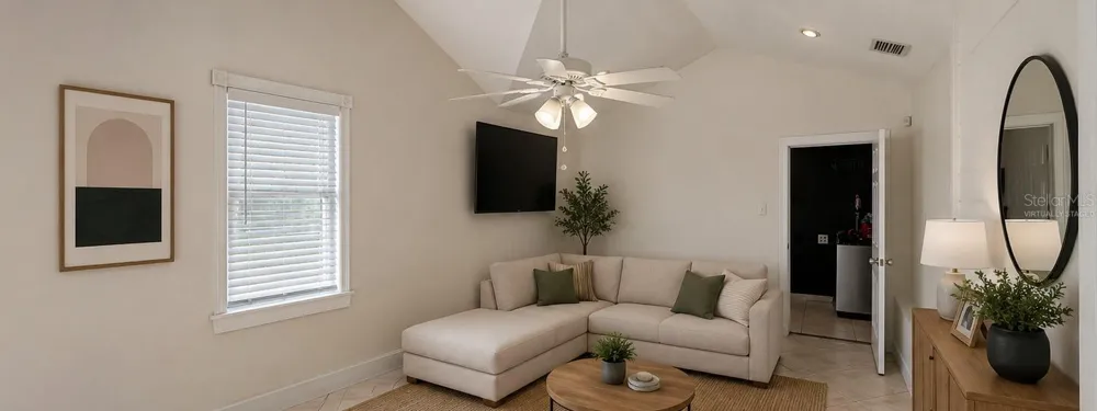 702 W PENINSULAR STREET Tampa, FL 33603