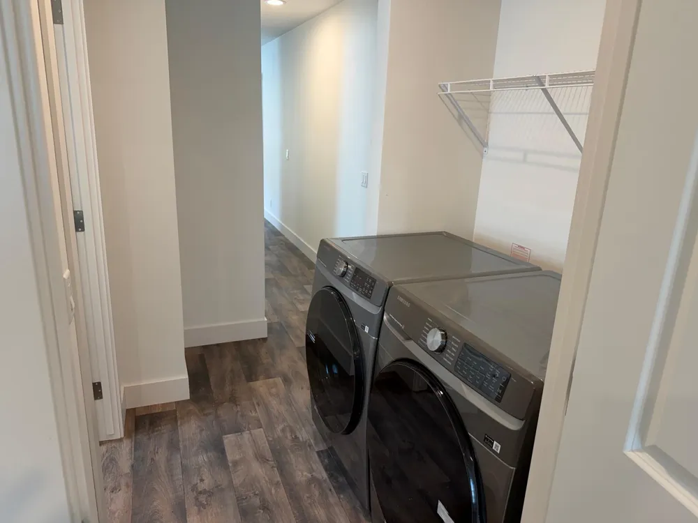 1611 6th Avenue E #A6 Alexandria, MN 56308