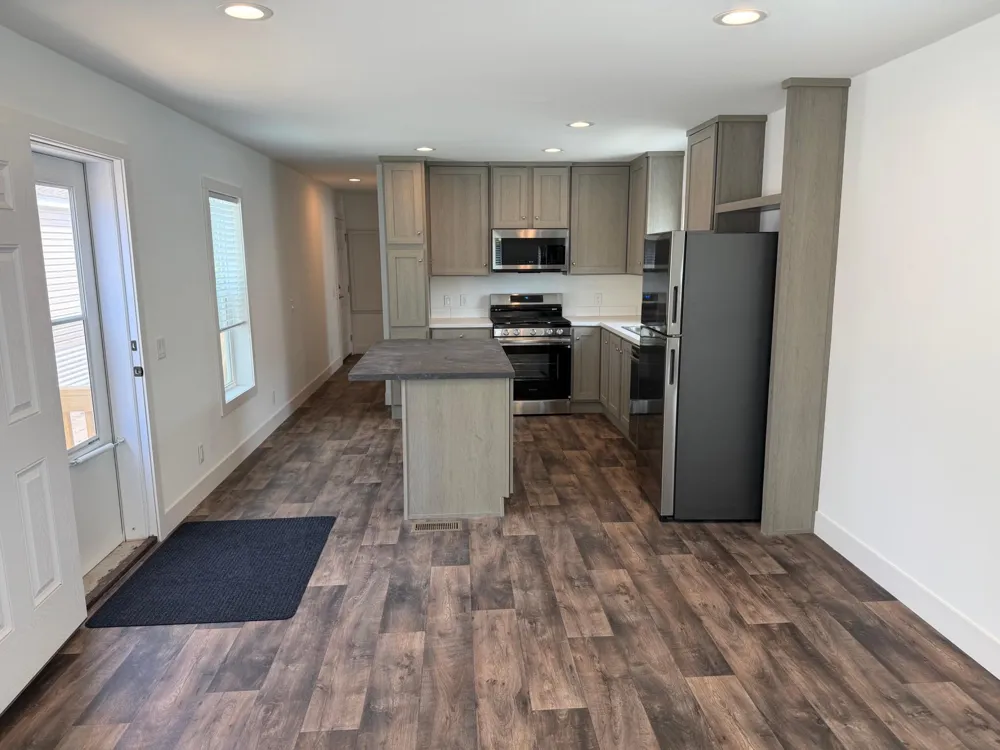 1611 6th Avenue E #A6 Alexandria, MN 56308