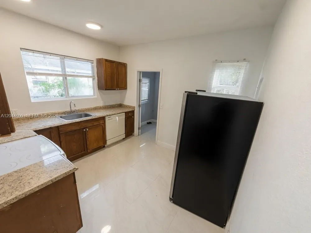 1154 W 25th St #0 Riviera Beach, FL 33404
