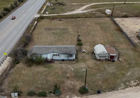 101 Crestview Drive
