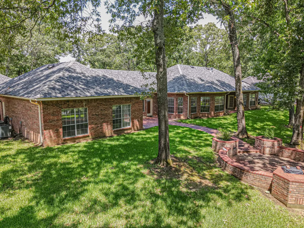 2604 FM 514 Yantis, TX 75497
