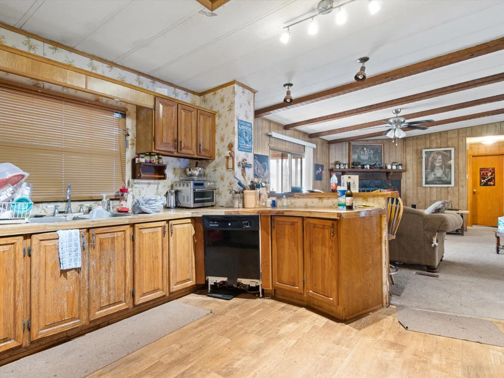 1940 County Road 1800 Yantis, TX 75497