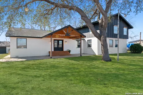 15285 S Skaggs
