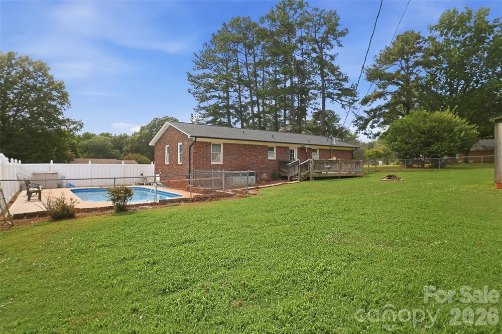 115 Arc Street Bessemer City, NC 28016