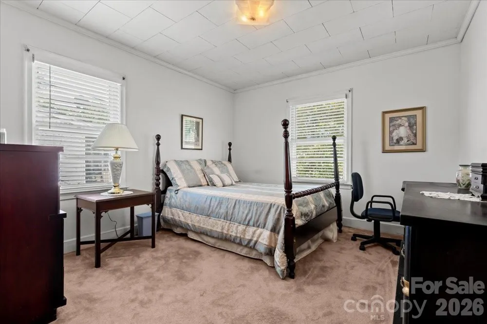 63 Lynn Avenue Cheraw, SC 29520