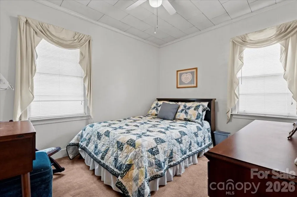 63 Lynn Avenue Cheraw, SC 29520