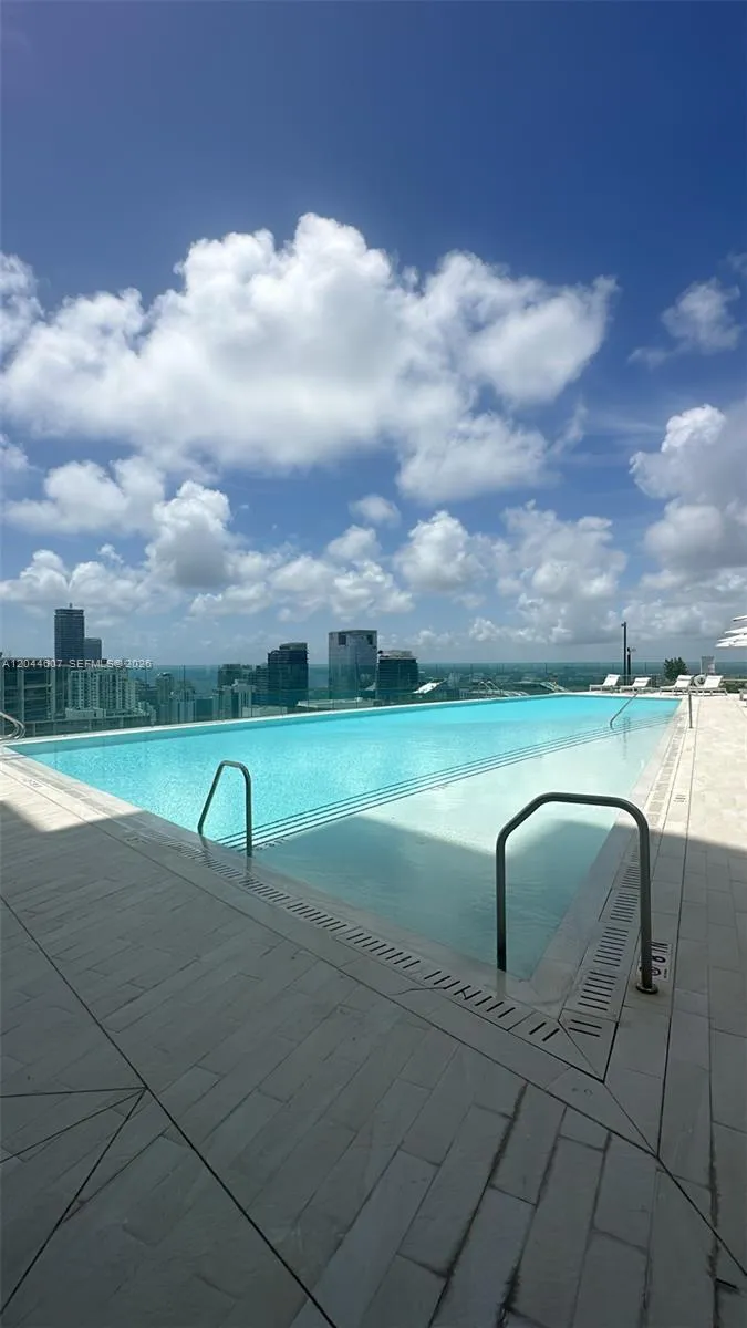 300 Biscayne Blvd Way #1909 Miami, FL 33131