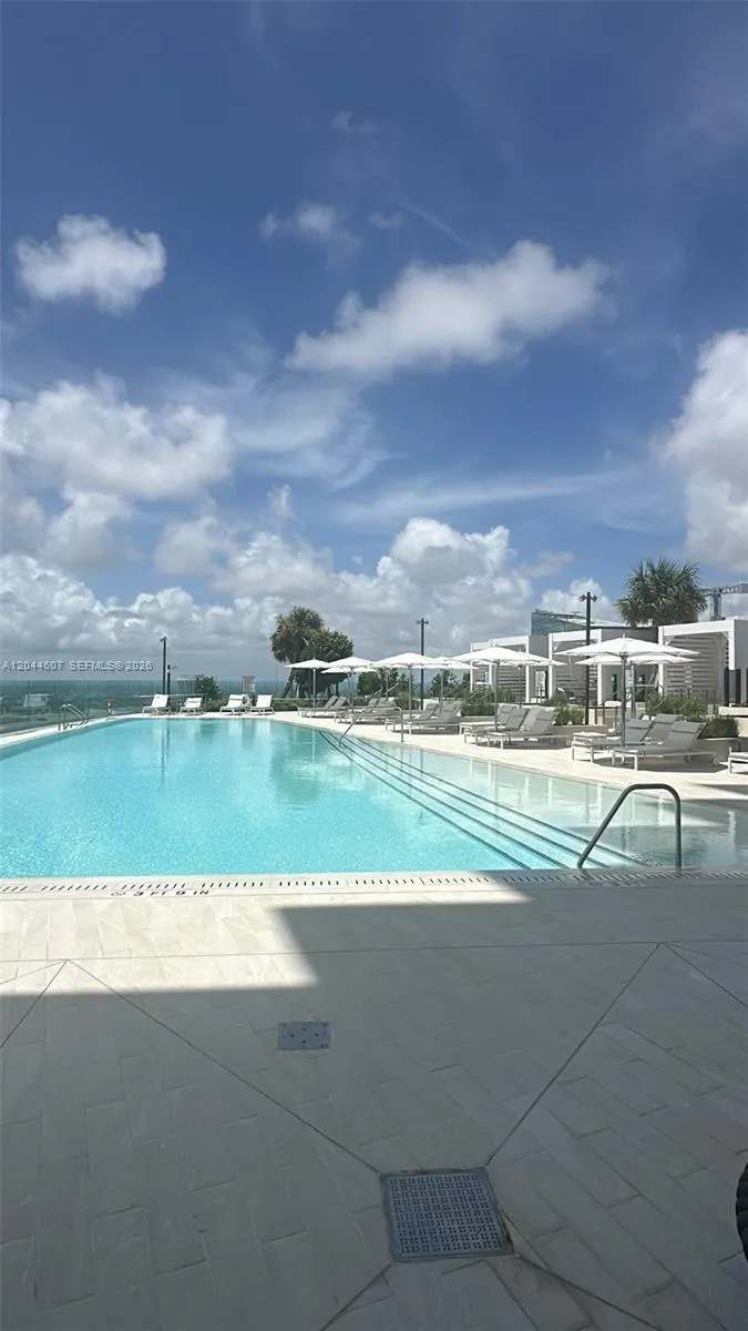 300 Biscayne Blvd Way #1909 Miami, FL 33131