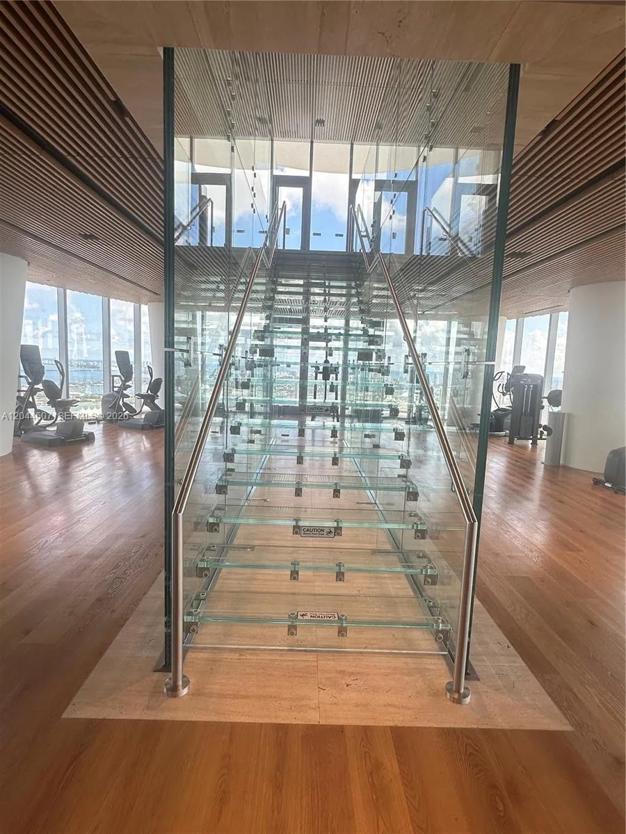 300 Biscayne Blvd Way #1909 Miami, FL 33131