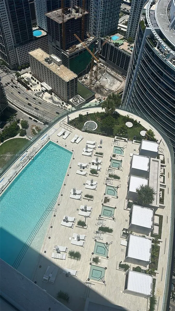 300 Biscayne Blvd Way #1909 Miami, FL 33131