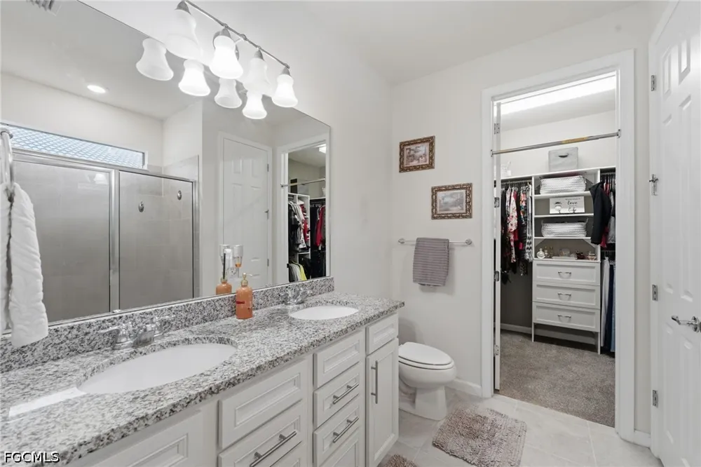 Mistflower Drive Alva, FL 33920
