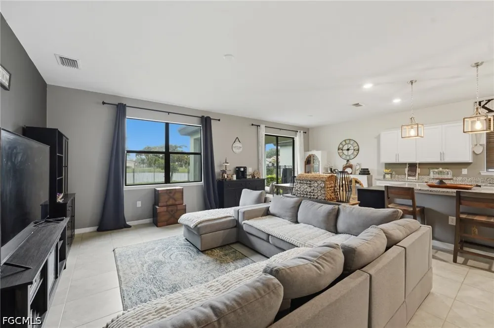 Mistflower Drive Alva, FL 33920