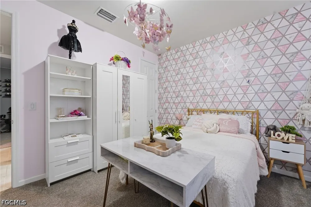 Mistflower Drive Alva, FL 33920