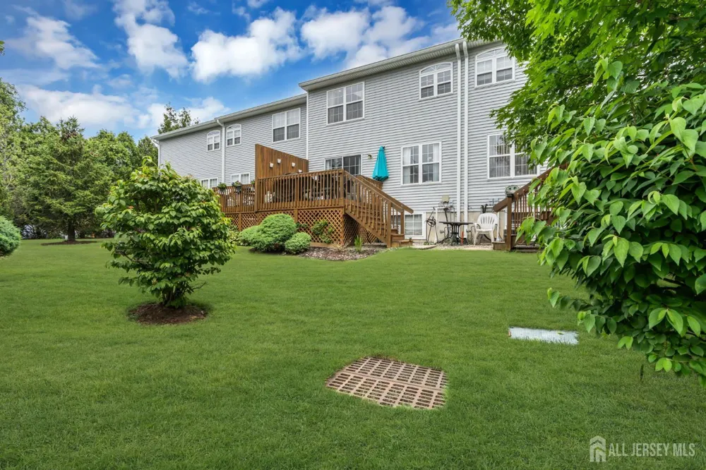 27 Hanna Lane Old Bridge, NJ 08879