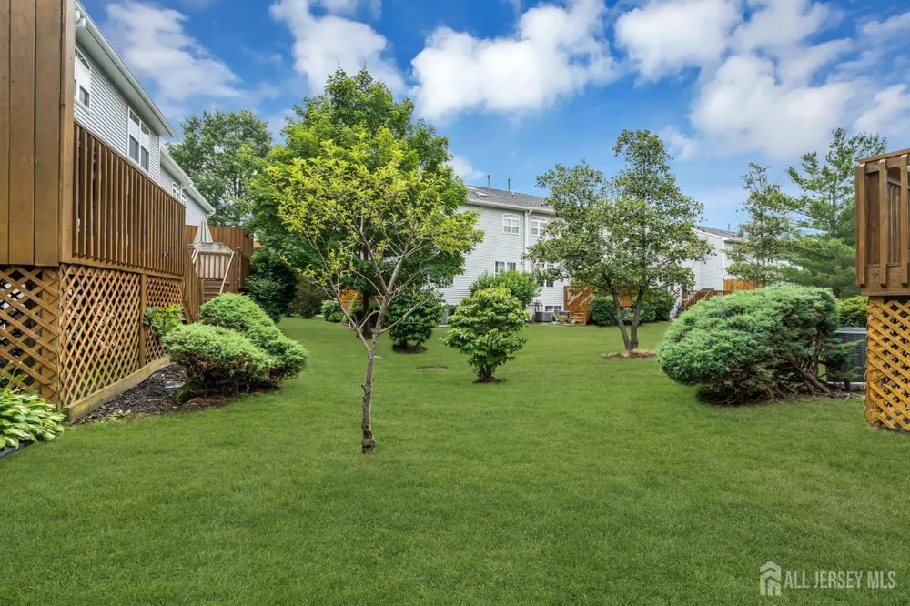 27 Hanna Lane Old Bridge, NJ 08879