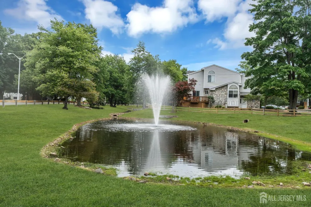 27 Hanna Lane Old Bridge, NJ 08879