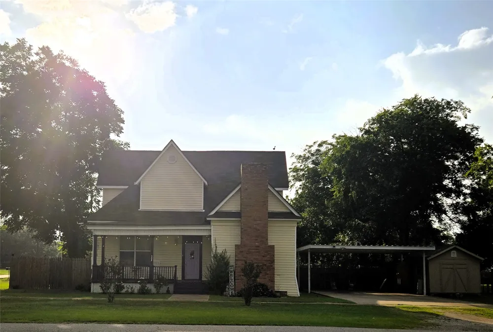 308 San Jacinto Street Whitney, TX 76692