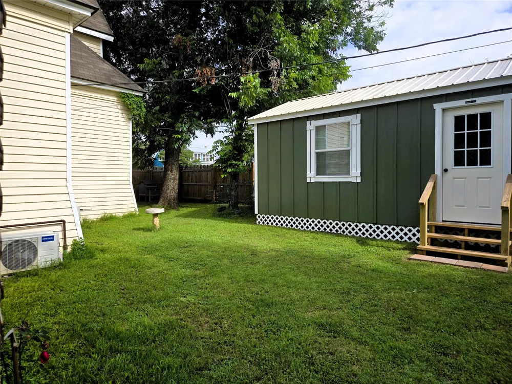 308 San Jacinto Street Whitney, TX 76692