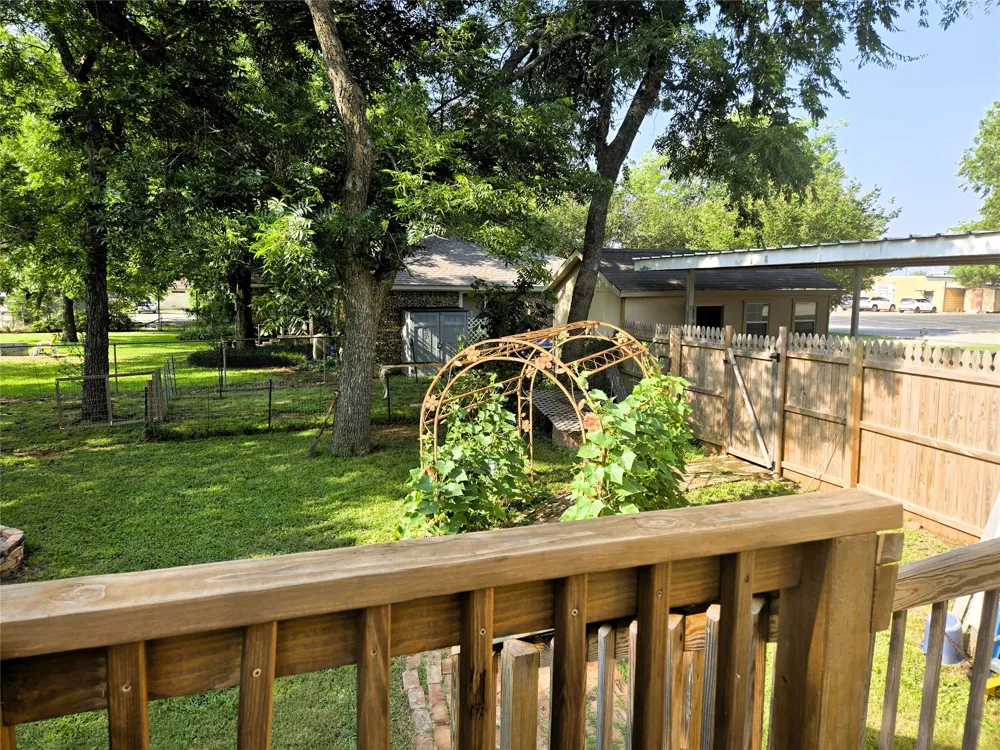 308 San Jacinto Street Whitney, TX 76692
