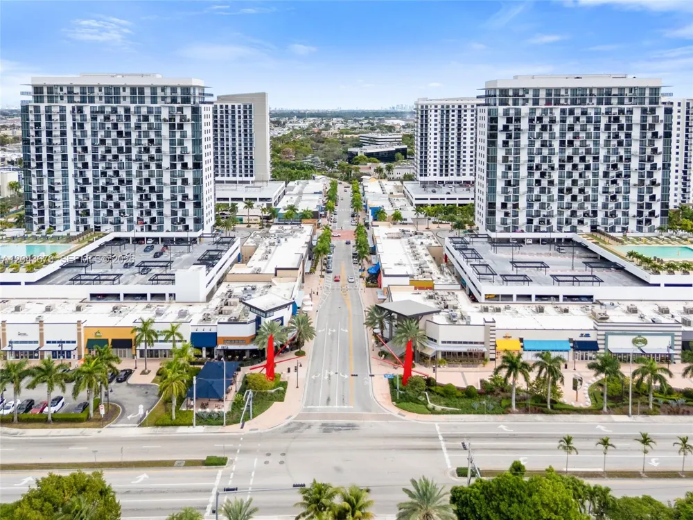8167 NW 41st St #E-101 Doral, FL 33166