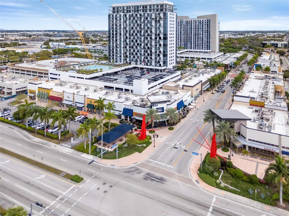 8167 NW 41st St #E-101 Doral, FL 33166