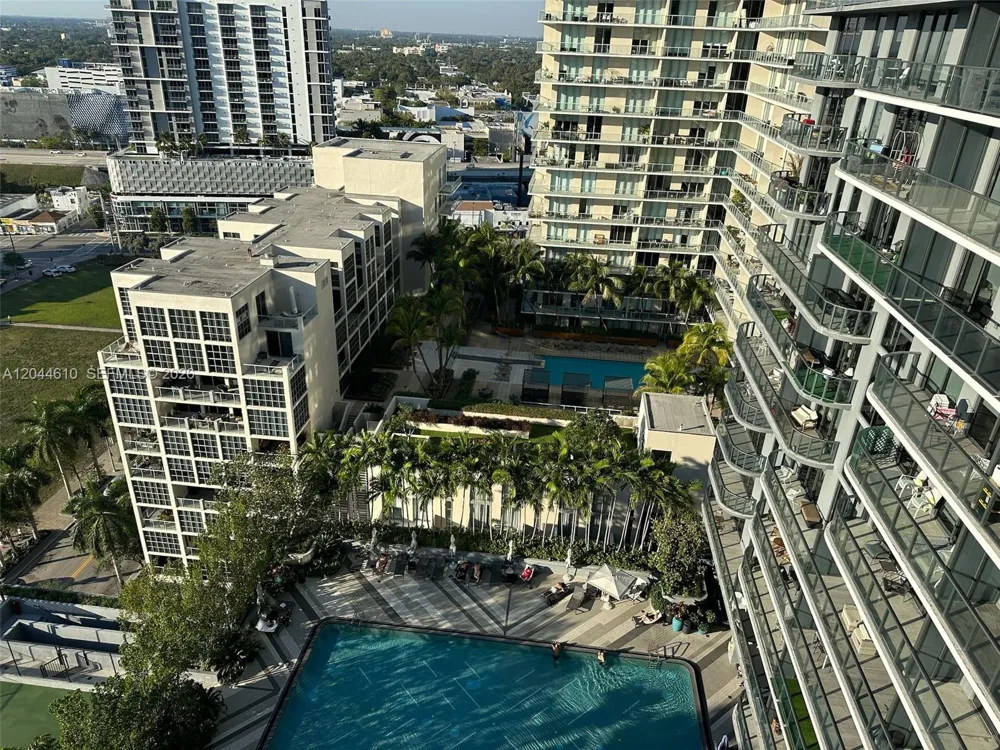 121 NE 34th St #1915 Miami, FL 33137