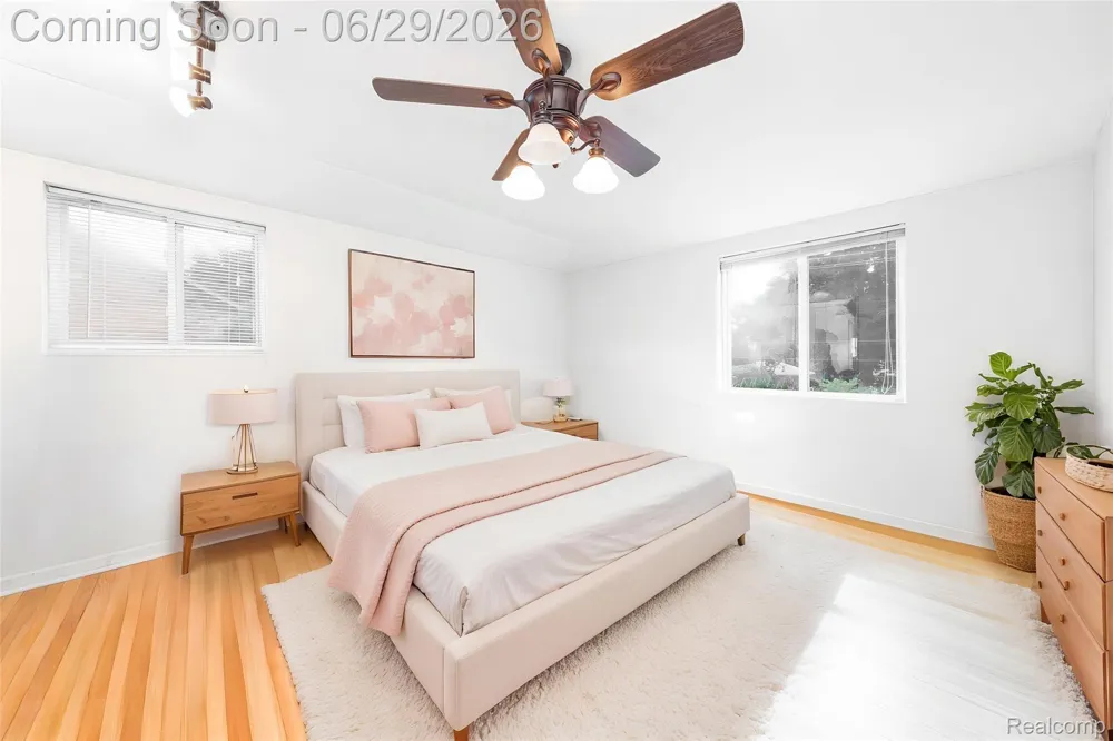 622 Sunningdale Drive Grosse Pointe Woods City, MI 48236