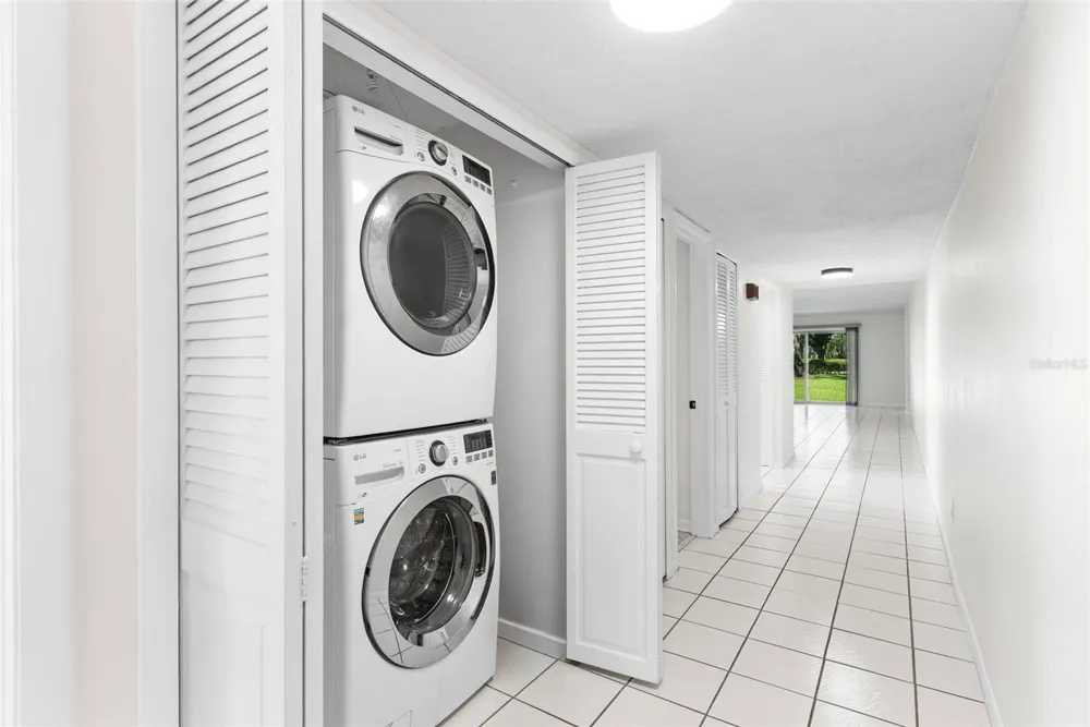 408 HOWARD AVENUE #B Lakeland, FL 33815