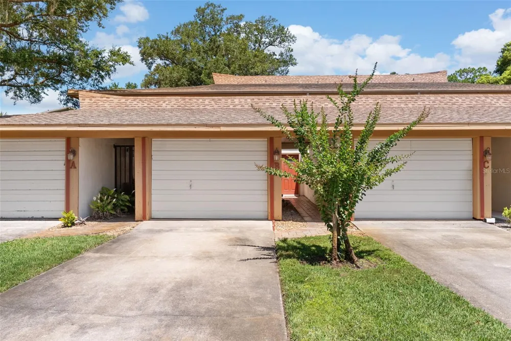408 HOWARD AVENUE #B Lakeland, FL 33815
